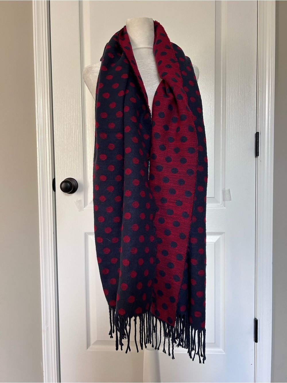 Tommy Hilfiger Oversized Reversible Red/Blue Polka Dot Scarf - Picture 1 of 8